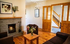 Hotel Doolin Houses